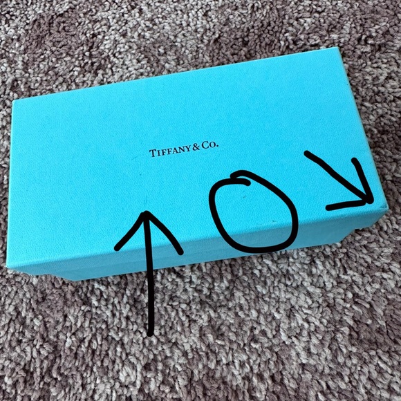 Tiffany & Co. Box Set - Picture 3 of 8